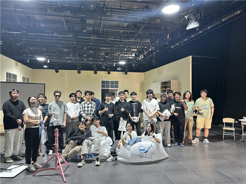 Colegio de Medios de Nanjing